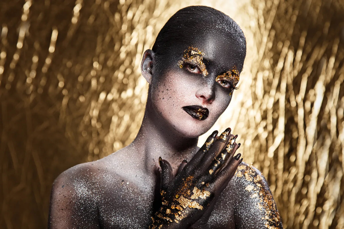 Black & Gold No. 35